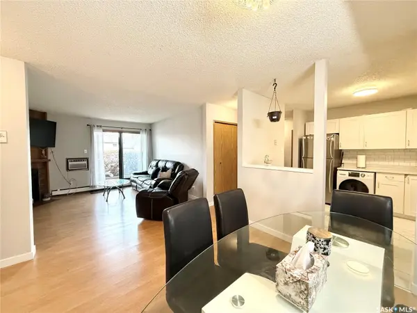 335 Kingsmere BOULEVARD #101, Saskatoon, SK S7J 4J6