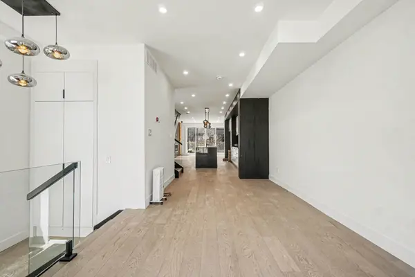 828 Alpine AVE, Britannia Heights - Queensway Terrace N And Area, ON K2B 5R6