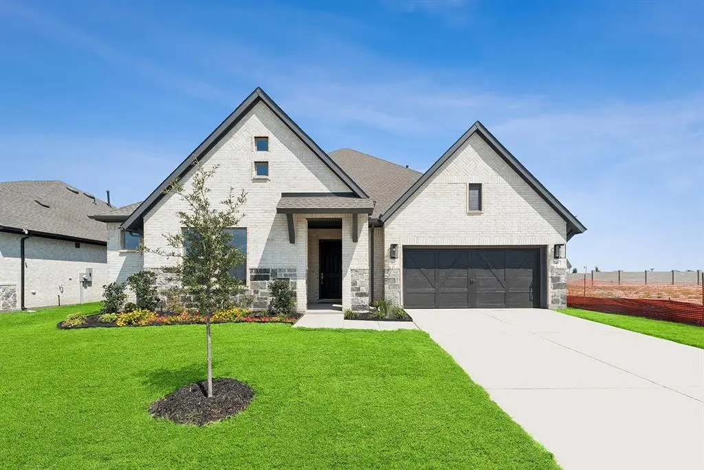 748 Shinnery Oak Way, Waxahachie, TX 75165