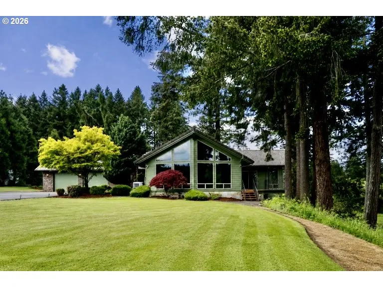 13121 S WARNOCK RD, Oregon City, OR 97045