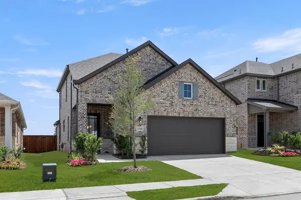 14166 Gallatin Street, Pilot Point, TX 76258