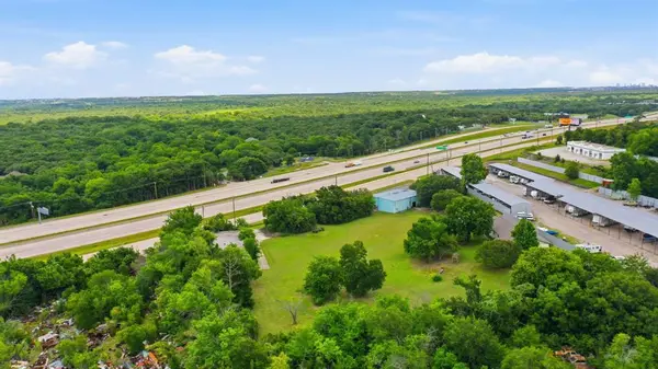 10901 Jacksboro Highway, Fort Worth, TX 76135
