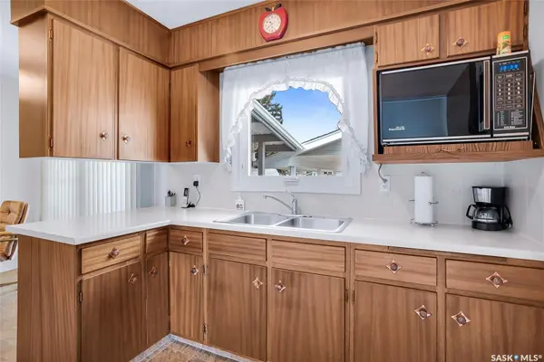 1117 Y AVENUE N, Saskatoon, SK S7L 3L5