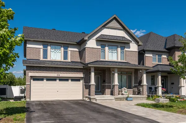 219 Reisling WAY, Leitrim, ON K1T 0X1