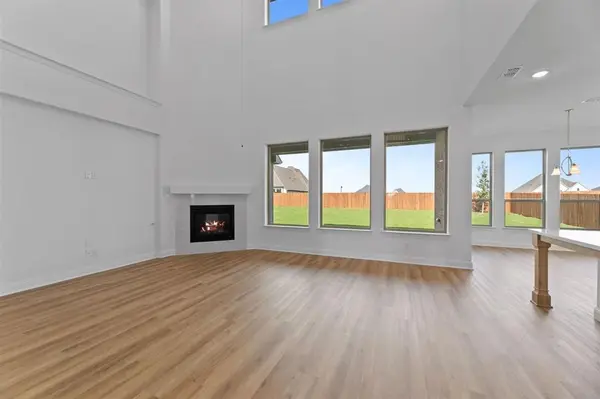 257 Basketflower Drive, Waxahachie, TX 75160
