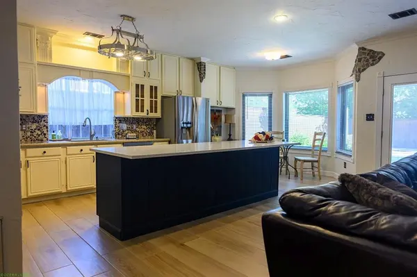 725 Crested Butte Trail, Flower Mound, TX 75028