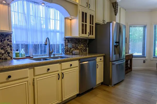725 Crested Butte Trail, Flower Mound, TX 75028