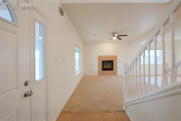 1367 N Dailey DR, Pueblo, CO 81007