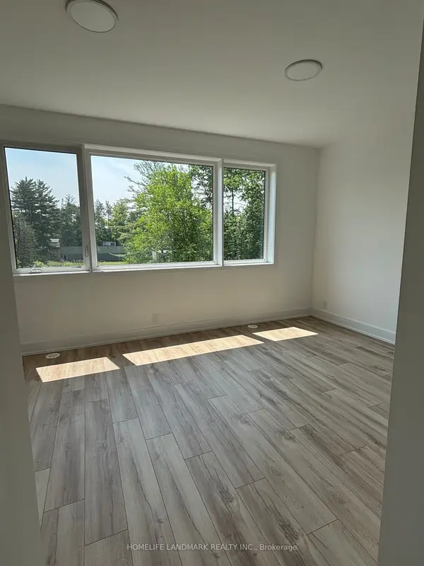 17 Chestnut CT, Aurora, ON L4G 4A4