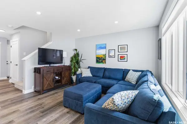 212 Myles Heidt LANE, Saskatoon, SK S7W 1J1