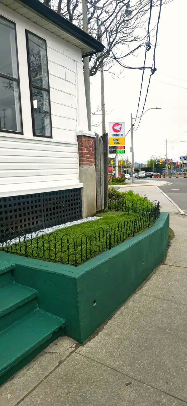 1314 Dupont ST, Toronto W02, ON M6H 2A7
