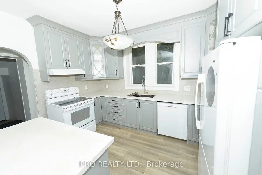 81 FLORENCE AVE, Kitchener, ON N2A 2K9