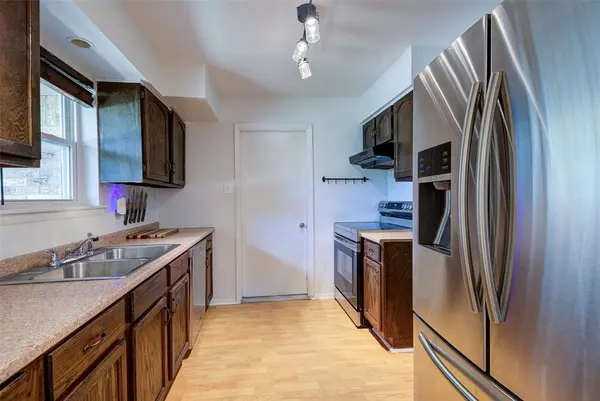 5410 Prince Drive, Lake Dallas, TX 75065