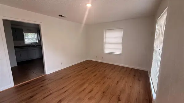 4503 Bradshaw Street, Dallas, TX 75215