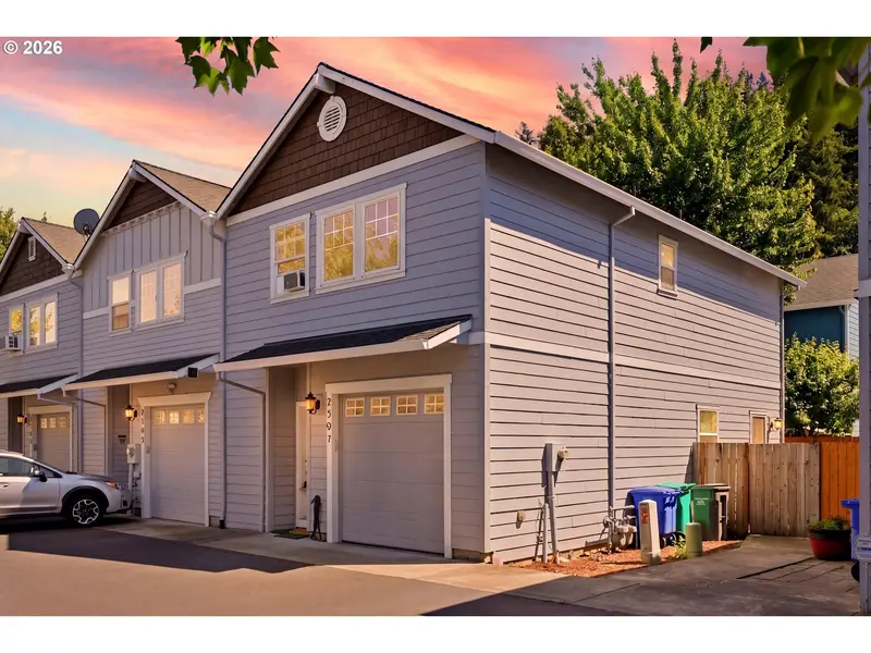 2597 SE 105TH AVE, Portland, OR 97266