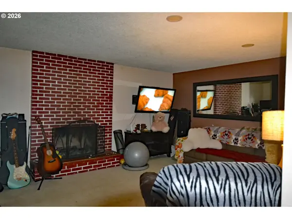 1264 LOCKHAVEN DR NE, Keizer, OR 97303