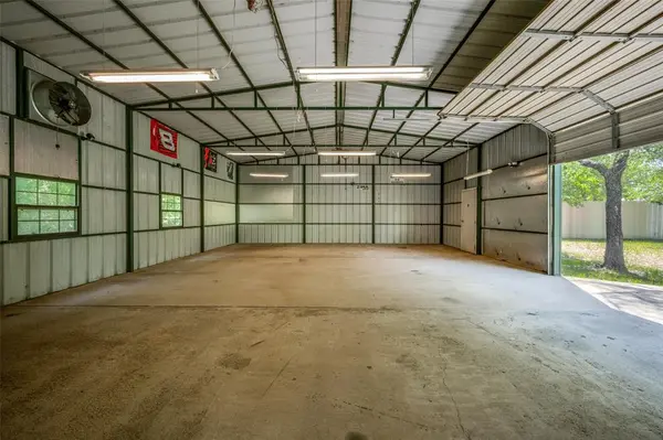 119 Private Road 1186, Decatur, TX 76234