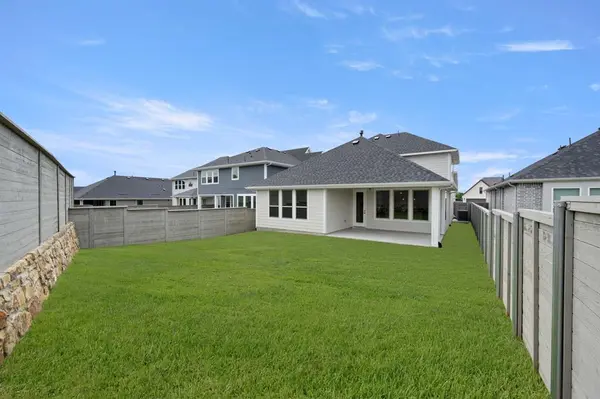 11748 Edgewood Drive, Justin, TX 76247