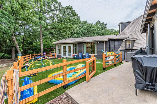 4505 Hunters Glen Court, Granbury, TX 76048