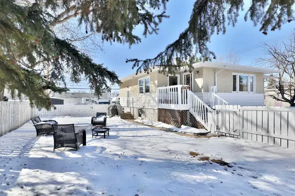 5409 50 AVE, Camrose, AB T4V 0T5
