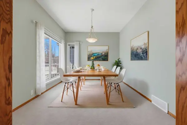 37 Rocky Ridge GDNS NW, Calgary, AB T3G 4V7