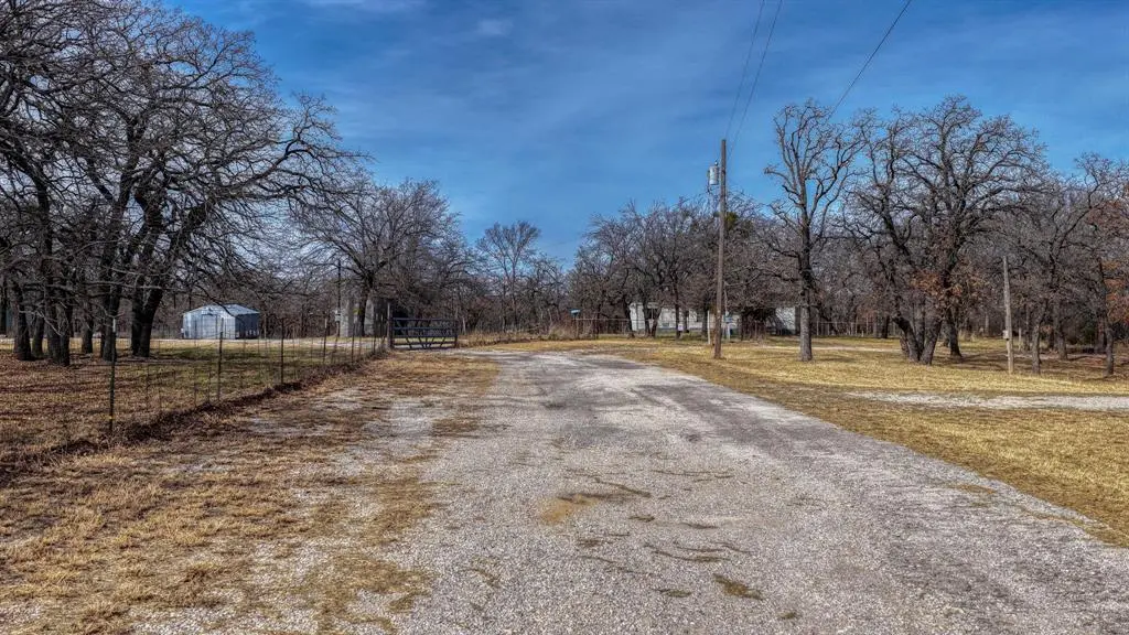 347 County Road 1643, Chico, TX 76431