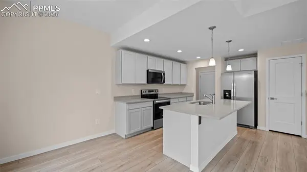 3545 Rosette GRV, Colorado Springs, CO 80910
