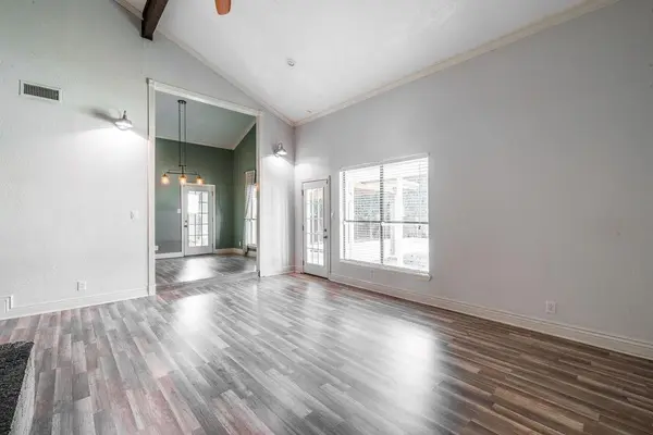 117 Haywood Drive, Benbrook, TX 76126