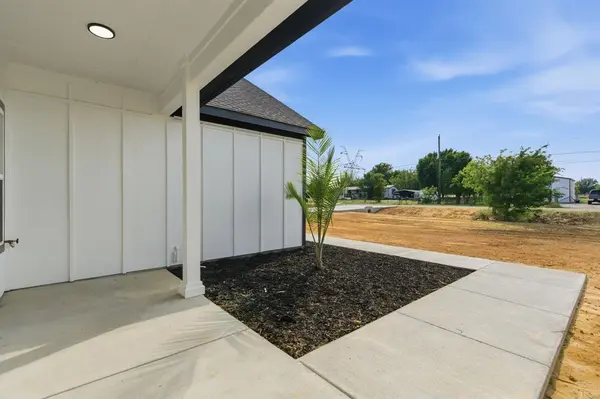 8212 Moyer Court, Joshua, TX 76058