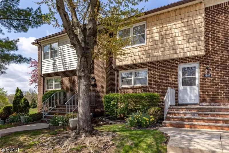 12-2 Cardinal Lane #2, Hillsborough Twp., NJ 08844