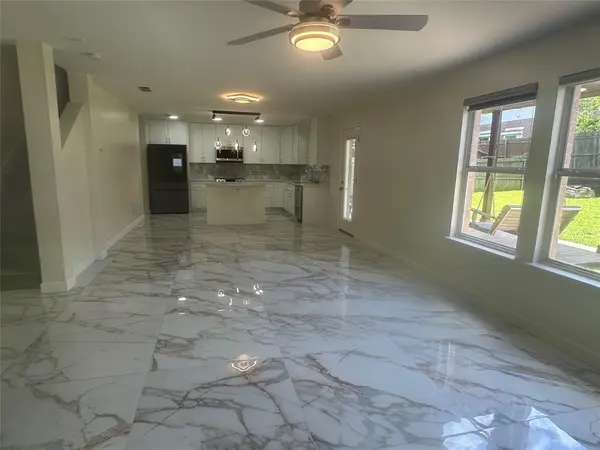 519 Darlene Trail, Euless, TX 76039