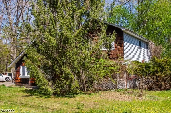 11 Greenbrook Dr, West Milford Twp., NJ 07480