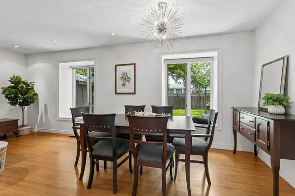 26 Watson CRES, Brampton, ON L6W 1E7