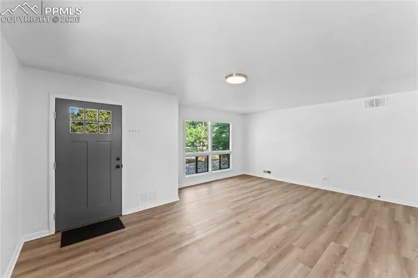2711 Concord ST, Colorado Springs, CO 80907