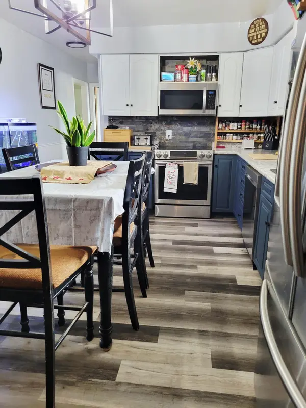 127 Hunter ST, Grey Highlands, ON N0G 1R0