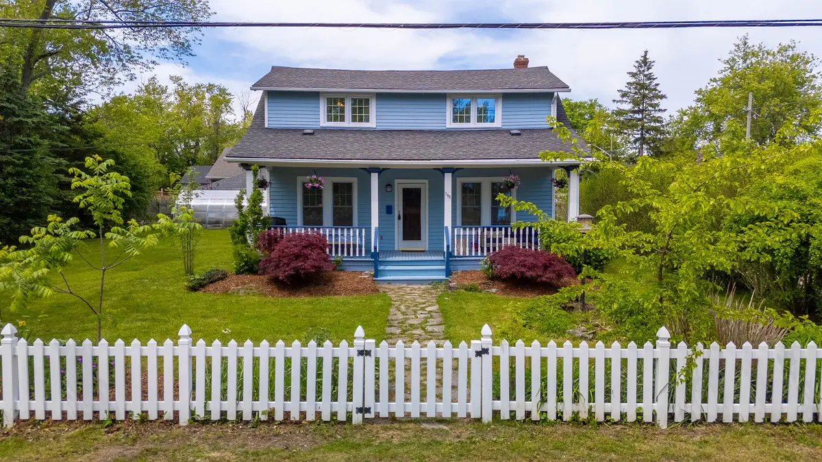 788 EDGEMERE RD, Fort Erie, ON L2A 1A6