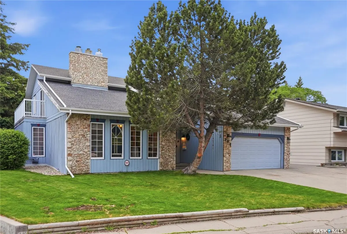 206 Willoughby CRESCENT, Saskatoon, SK S7H 4W7