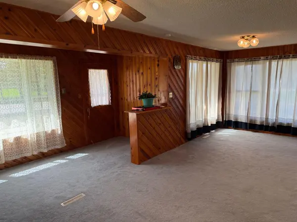 10 1 Street West, Alder Flats, AB T0C0A0