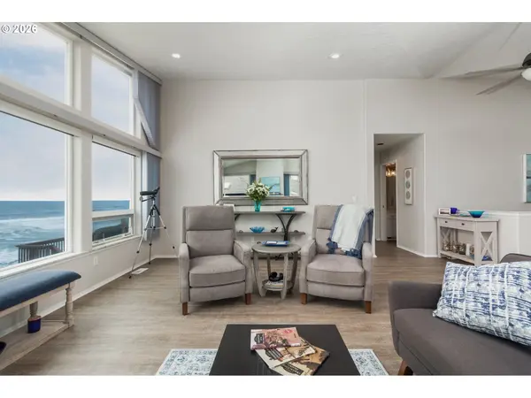 5725 EL MAR AVE, Lincoln City, OR 97367