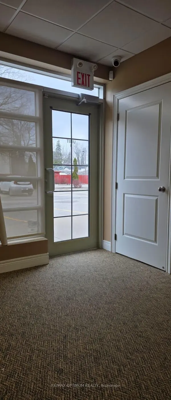 400 Dundas ST #G - T4, Whitby, ON L1N 0K1