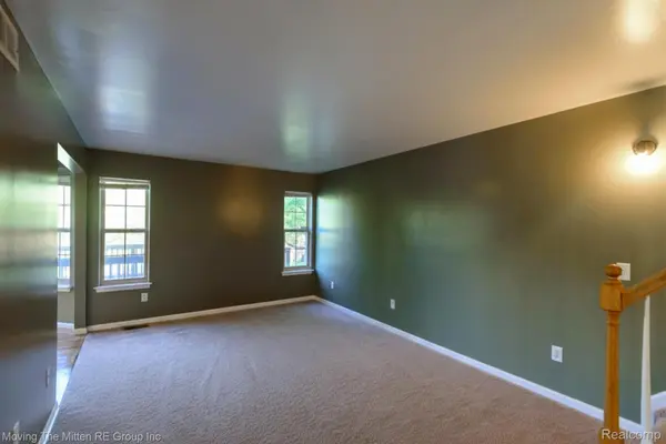 8691 Ironwood DR, Van Buren Charter Township, MI 48111