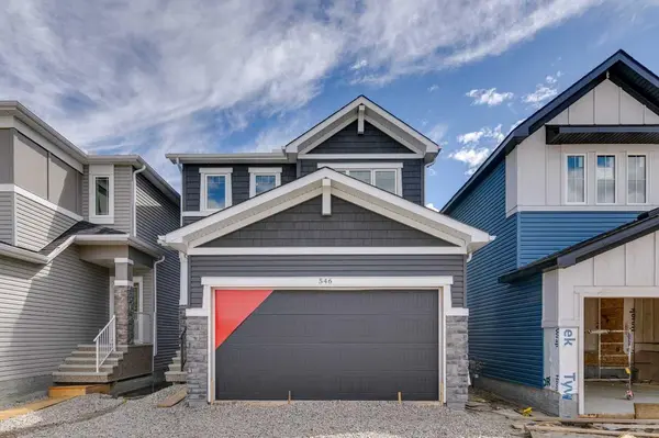 546 Hotchkiss MNR, Calgary, AB T3S0J9