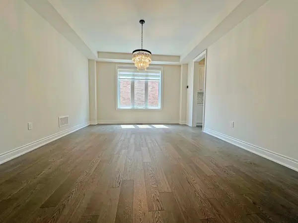 401 Seaview HTS, East Gwillimbury, ON L9N 0Y4