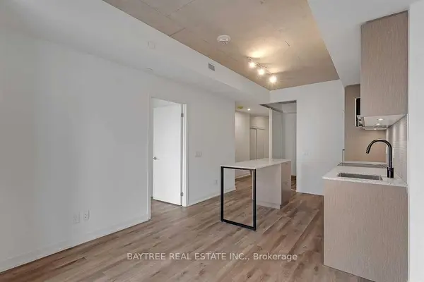 1808 St Clair AVE W #201, Toronto W03, ON M6N 0C1
