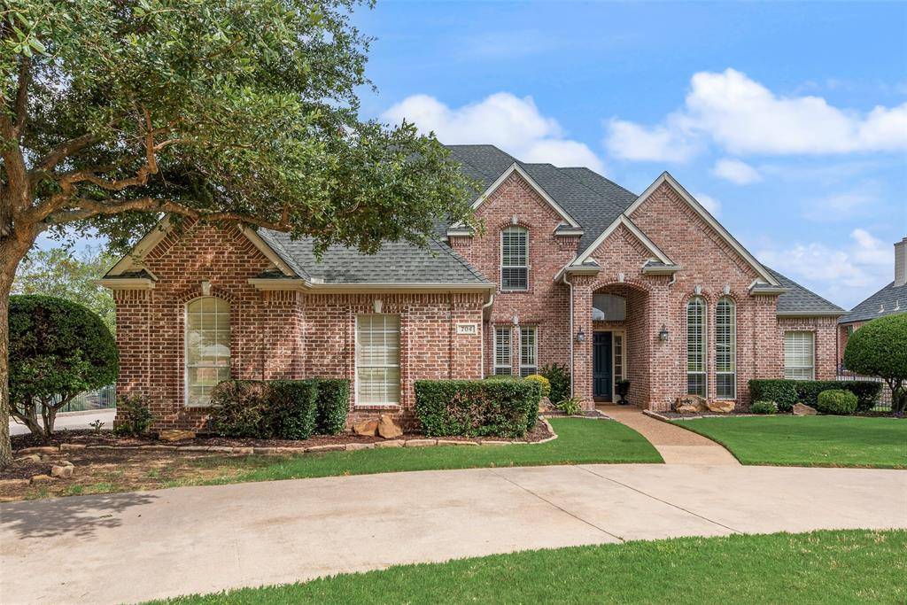 704 Kleberg Court, Southlake, TX 76092