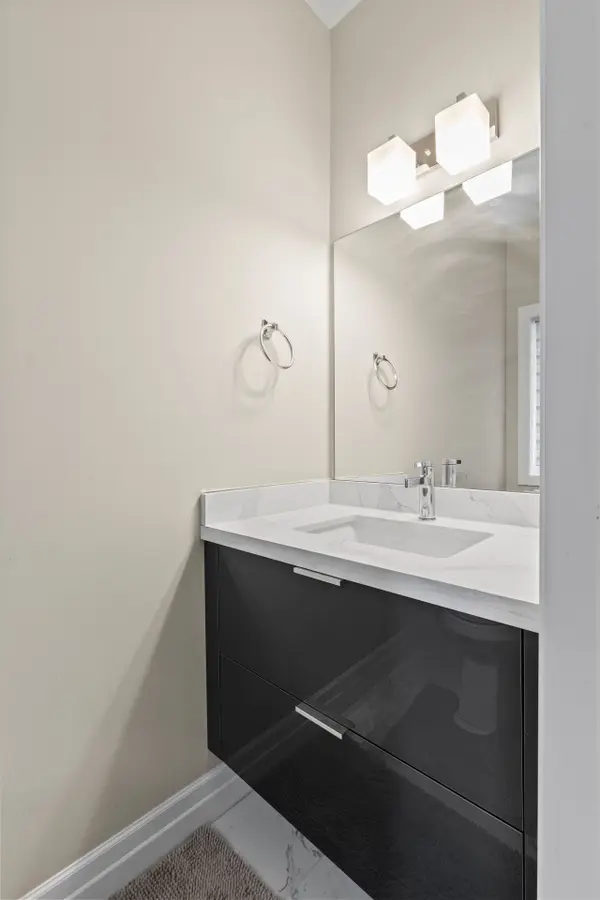 851 Sarnia RD, London North, ON N6H 0K3
