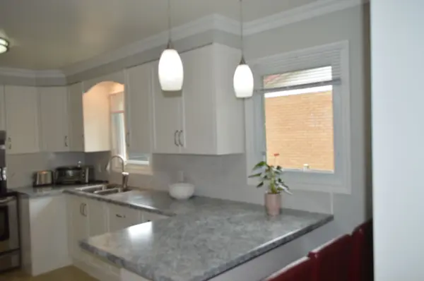 9 Austin ST, Quinte West, ON K8V 1Z2