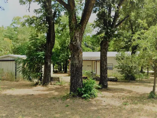 116 S Brewster Street, Rising Star, TX 76471