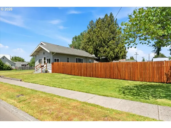 321 W VIRGINIA ST, Stayton, OR 97383