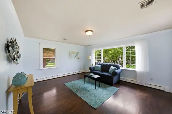 5 Rhode St, Sayreville Boro, NJ 08872